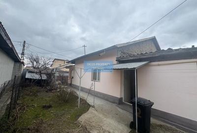 Casă individuală cu 3 camere cu Canalizare în Casa Cărții - 1