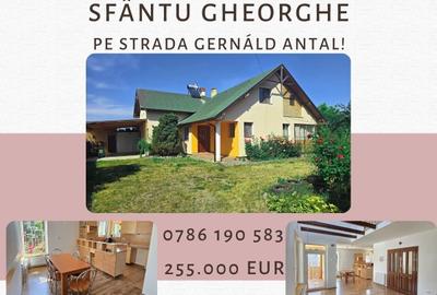 Casă cu 4 camere în Ciucului