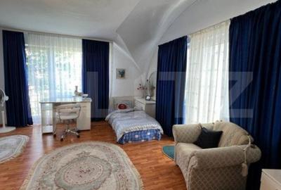 Casă cu 5 camere cu Teren 500 Mp în Central