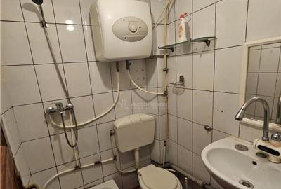 Garsonieră decomandată în Central - 15