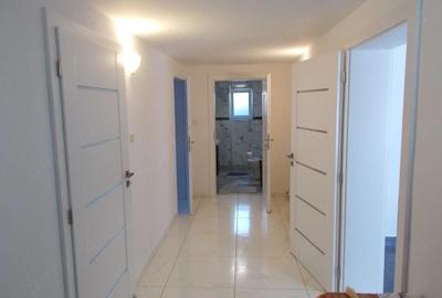 Casă cu Teren 1670 Mp în Sânandrei - 16