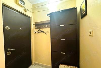 Apartament 2 camere etaj 2 zona centrala Str Pacii - 19