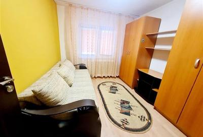 Decomandat cu 2 bai, structura aerisita, Centrul Civic, Brasov - 15