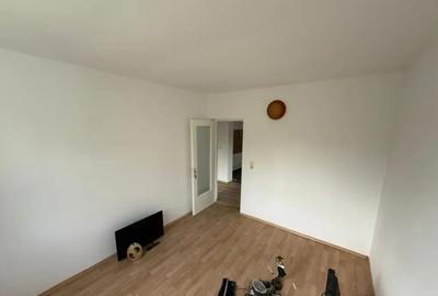 Apartament cu 3 camere decomandat în Central - 10