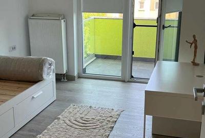 Apartament cu 3 camere decomandat în Exterior Vest - 4