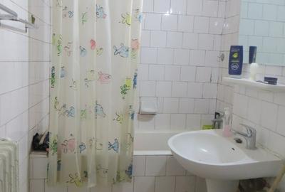 Apartament cu 4 camere semidecomandat în Titan - 8