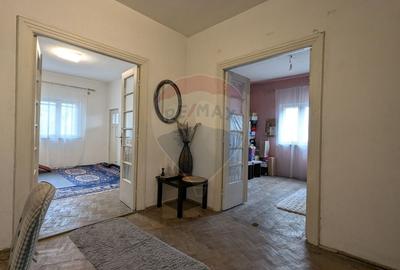 Casă cu 11 camere cu Teren 330 Mp în Iancului - 21