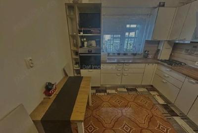 Apartament cu 3 camere semidecomandat în Olteniței - 9