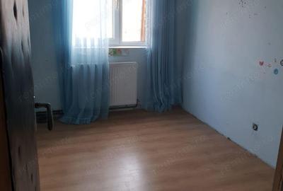 4 camere etaj 3 Circumvalatiunii, str. Stelelelor ... cu CENTRALA PROPRIE, neamenajat - 2