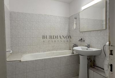 Apartament cu 3 camere de vânzare Bd. Basarabia / Metrou Titan - 14