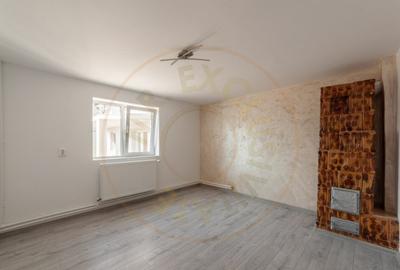 Casa cu acces rapid din Bld. Nicolae Balcescu Uiasca, st - 14