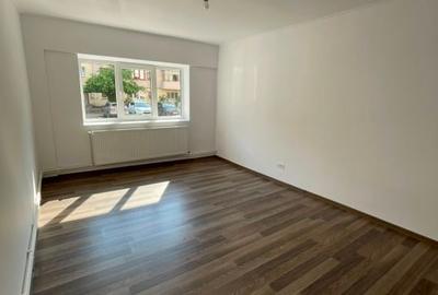 Apartament cu 2 camere decomandat în Central - 4