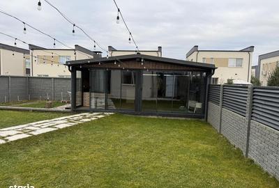 Casă cu 4 camere cu Teren 388 Mp în Corbeanca