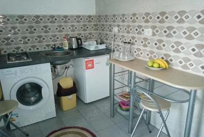 Garsonieră decomandată în Casa de Cultură