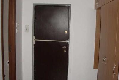 Apartament decomandat în 1 Mai - 4