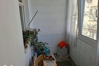 Apartament cu 2 camere decomandat în Tomis III - 3