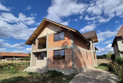 Casa D+P+M ?i teren 4334 mp - Runcu, Sat Rachi?i - 3