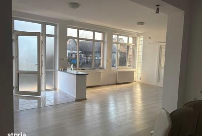 Casă cu 2 camere cu Teren 90 Mp în Central