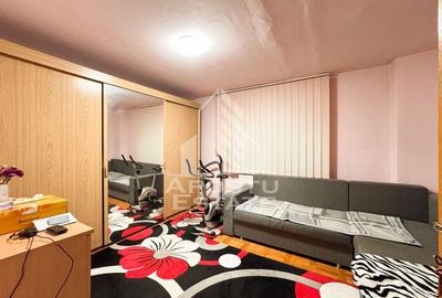 Apartament cu 3 camere decomandat, mobilat în Freidorf - 1