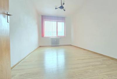 Apartament cu 2 camere decomandat în Titan - 6