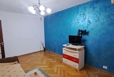 Apartament cu 3 camere decomandat în Central - 1