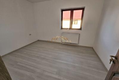 Vila 5 camere in comuna Berceni - 12