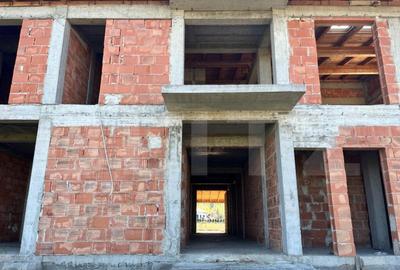 Hotel ,Centru SPA ,Constructie la rosu-zona Marginea - 5