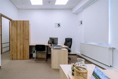 CLADIRE ULTRACENTRALA ORADEA DE INCHIRIAT/ MOBILATA/LOCURI DE PARCARE - 4