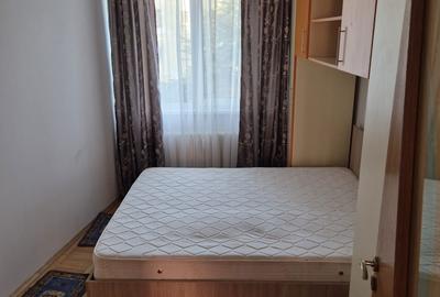 Apartament cu 3 camere semidecomandat în Gara de Nord - 1