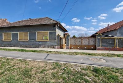 Casă cu 4 camere în Aldești - 5