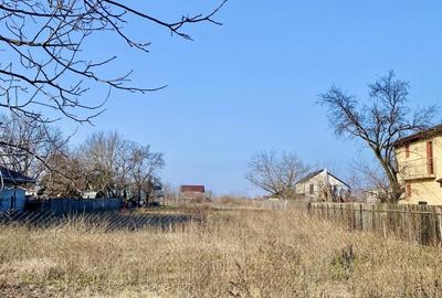 Teren priveliste deschisa, cu utilitati, zona retrasa, langa lac si padure - 6