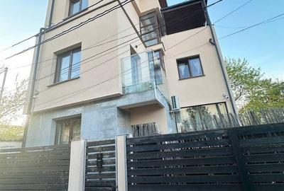Casă individuală cu 6 camere cu Canalizare în Băneasa - 1