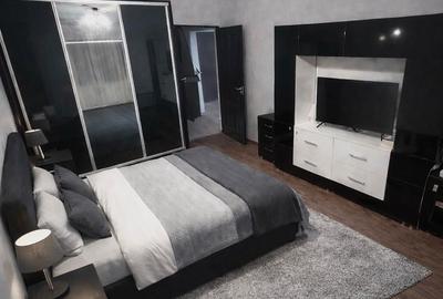 Apartament cu 3 camere decomandat în Central - 3