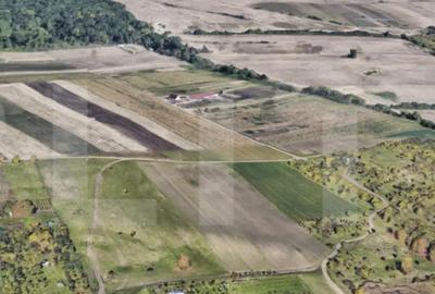 Teren de 860 mp, în Făget