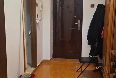 Garsonieră decomandată în 13 Septembrie