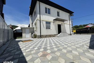 Casă cu 4 camere cu Teren 244 Mp în Gara Veche