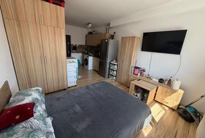 Garsonieră semidecomandată în UTA - 5