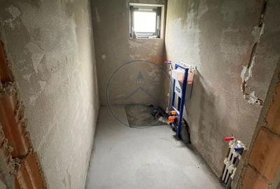 Casă cu 4 camere cu Teren 500 Mp în Unirea - 8