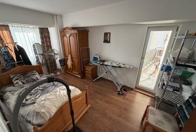 Apartament cu 5 camere decomandat în Calea Călărașilor - 20