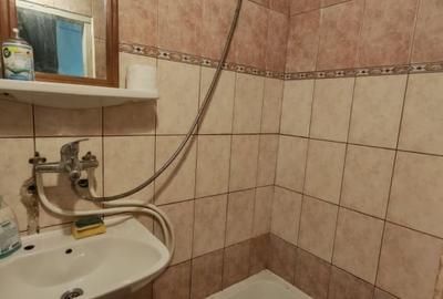 Garsoniera mai modesta in zona Scolii de Politie/Autogara Beta! - 7