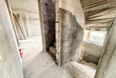 Casa deosebita P+1+M. Strada asfaltata. Constructie noua. - 11