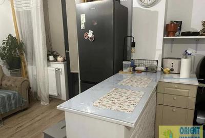 Palazu Mare, garsoniera, mobilata, gaze - 1