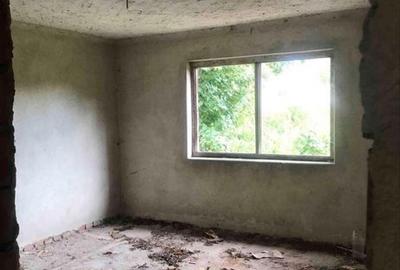 Casă cu 4 camere în Central - 3