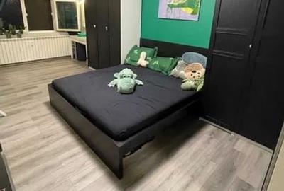Apartament cu 3 camere decomandat în Vatra Luminoasă