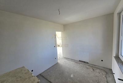 Martinesti, Duplex pe etaj, 3 Dorm, Buc separata,  Zona linistita. - 7