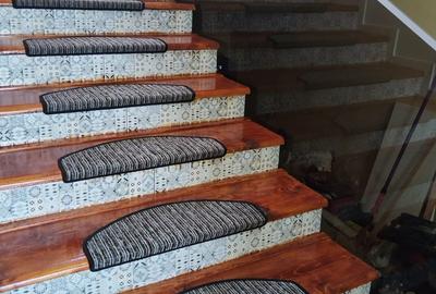 Casă cu 5 camere cu Garaj în Tuzla - 3