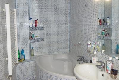 Apartament decomandat în 13 Septembrie - 2