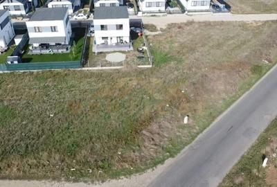 Teren de 787 mp, în Berceni