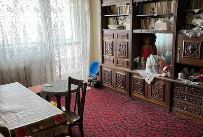 Apartament cu 3 camere semidecomandat în Ghencea - 1