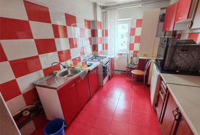 Zona Orizont , 3 camere , 2 bai , 83.000 Euro - 8